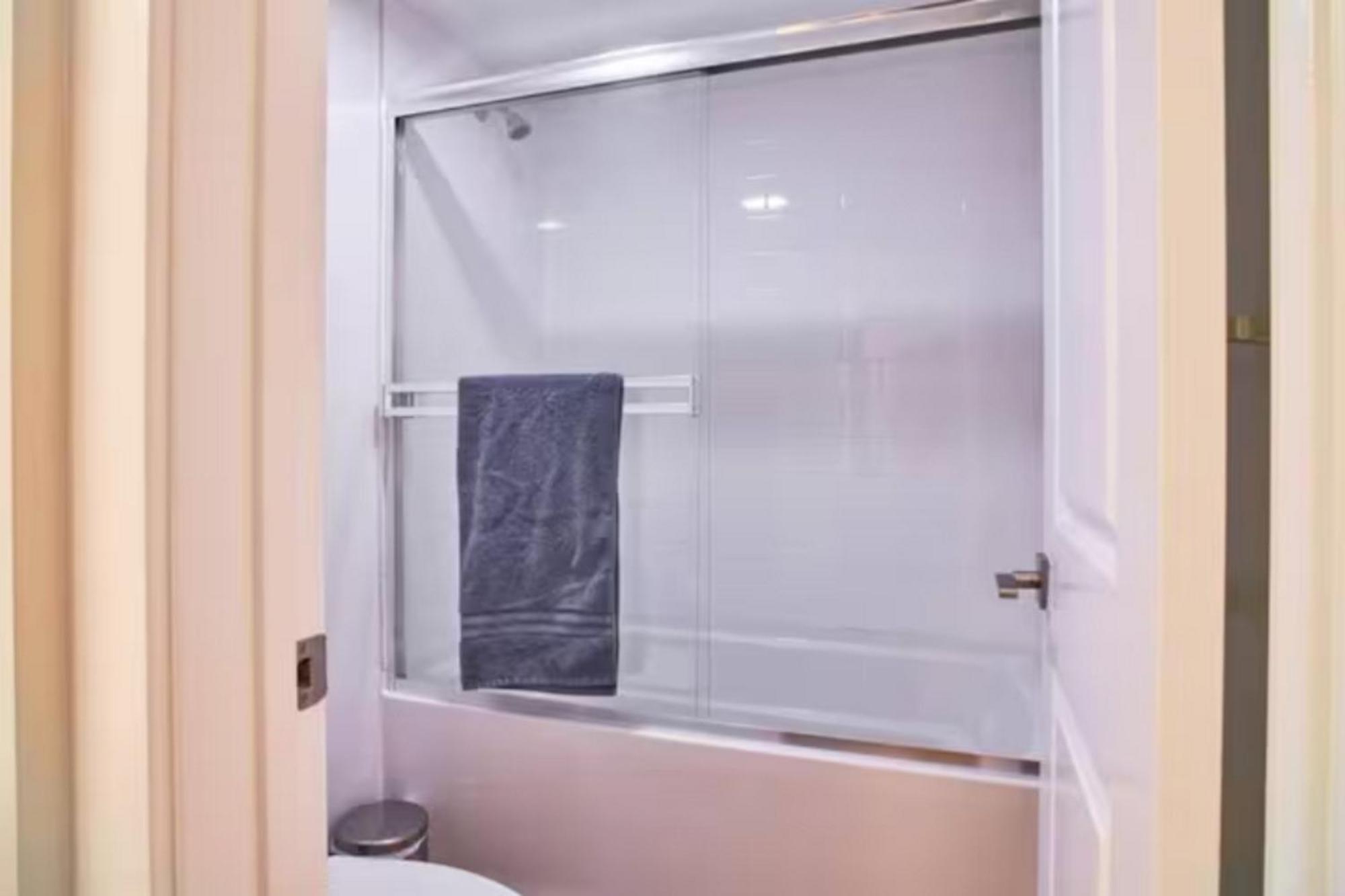 Blue Agate - Seaside Bright 2br With Marina Views Apartamento